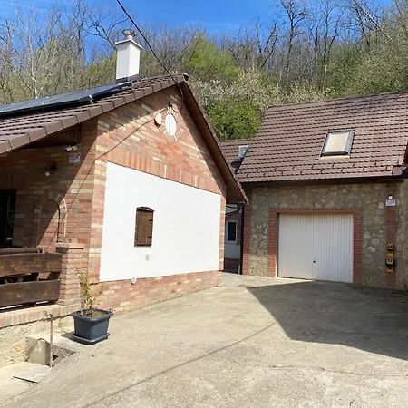 Csicsergő Ház Casa vacanze *